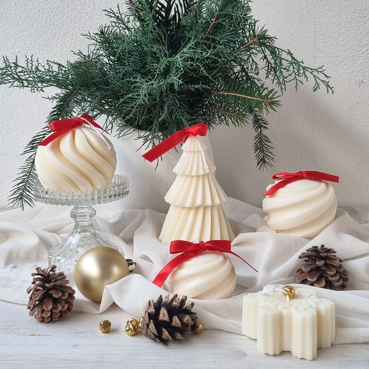 Candela Artigianale in Cera di Soia – Design Moderno- Candela Sferica