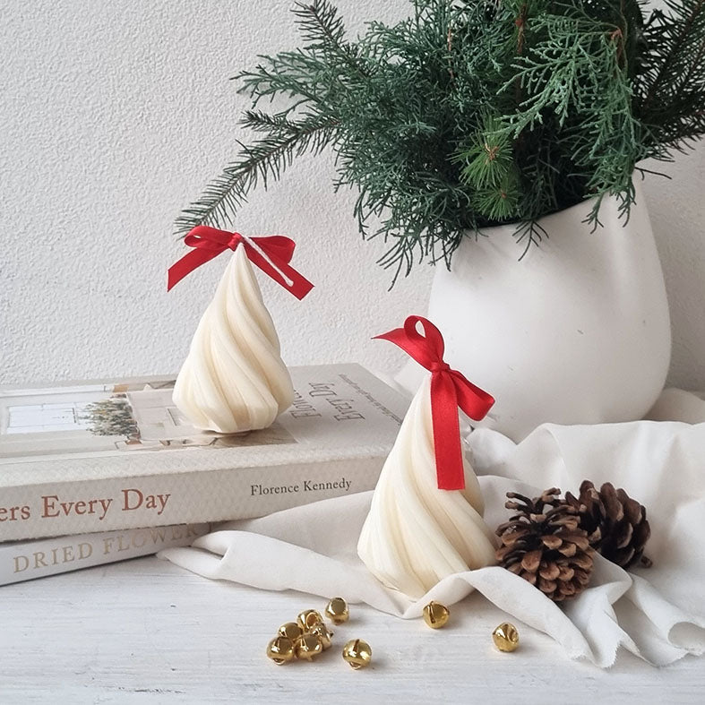 Candela Artigianale in Cera di Soia – Albero di Natale Moderno