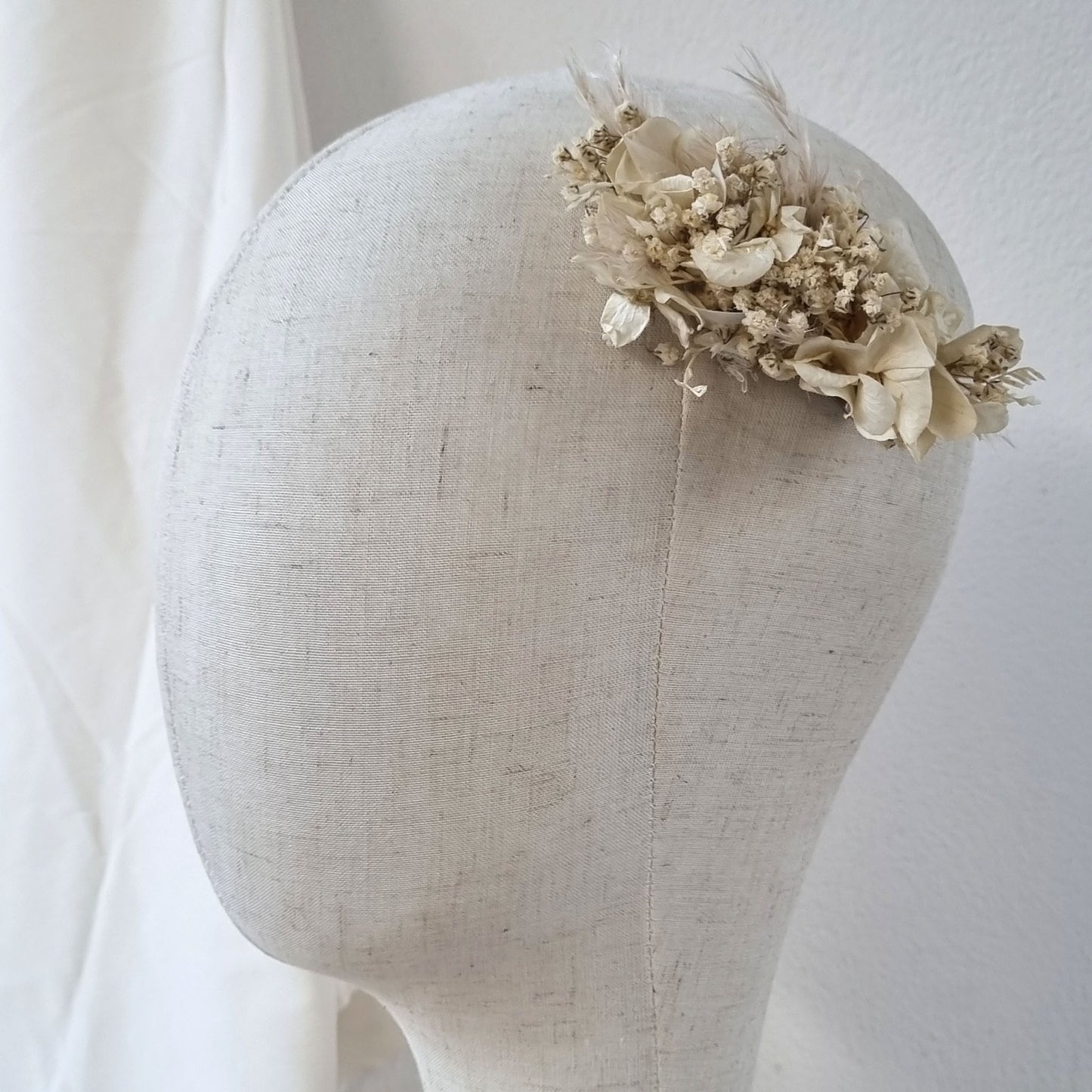 Fermaglio per capelli con fiori essiccati