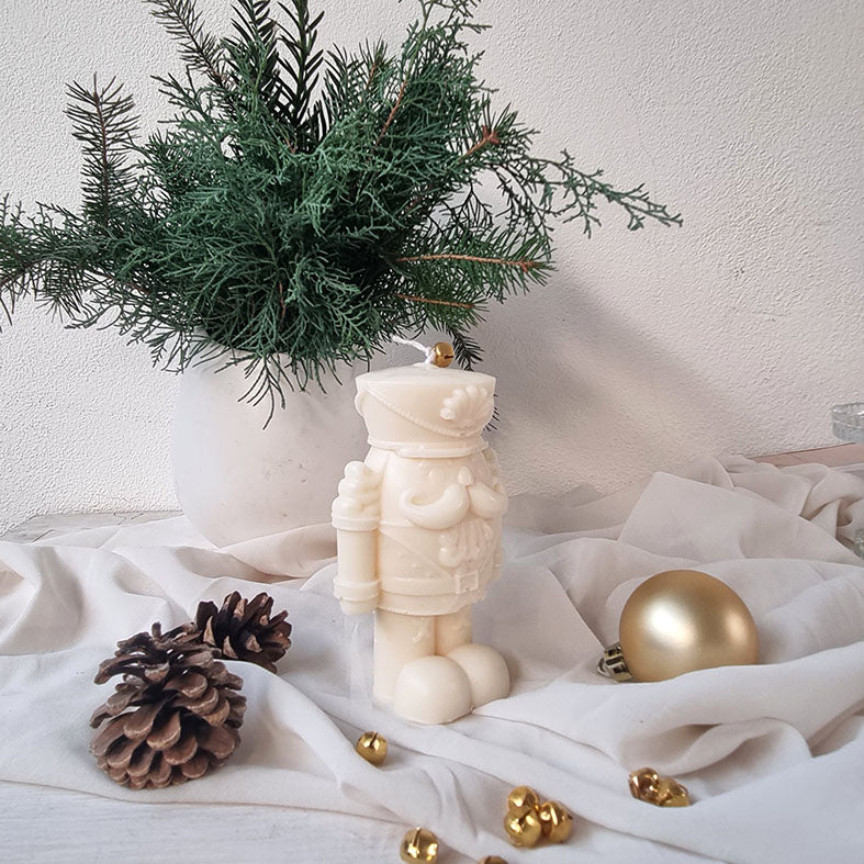 Candela Artigianale in Cera di Soia – Design Moderno - Schiaccianoci