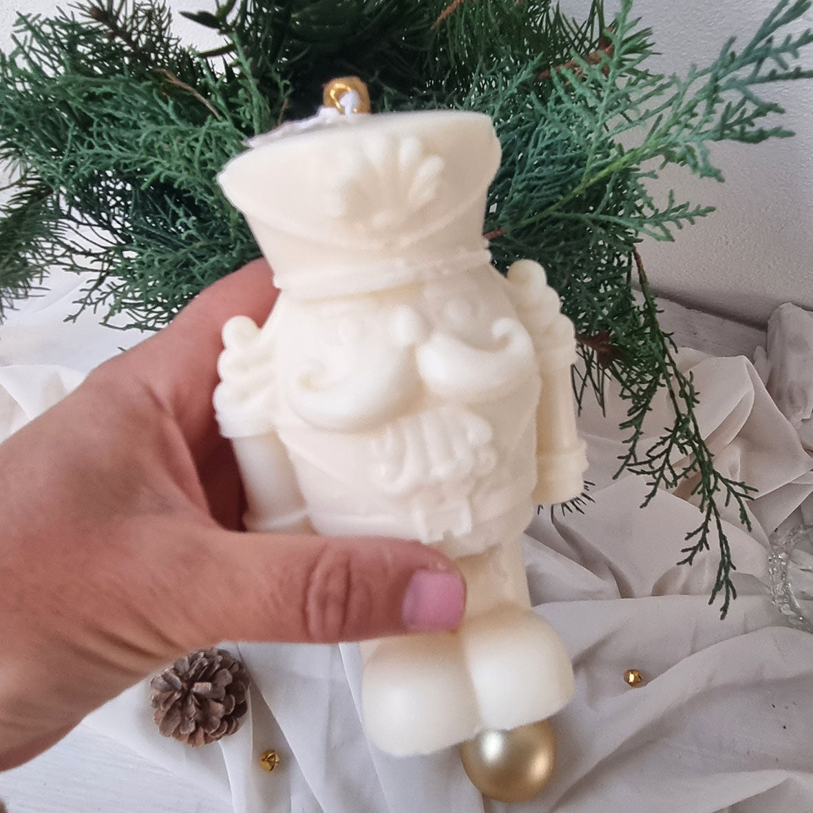 Candela Artigianale in Cera di Soia – Design Moderno - Schiaccianoci