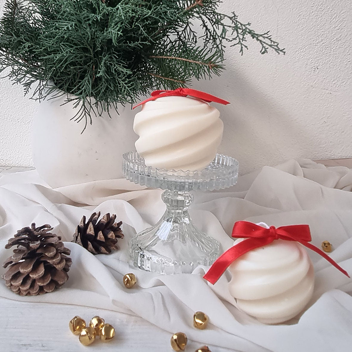 Candela Artigianale in Cera di Soia – Design Moderno- Candela Sferica